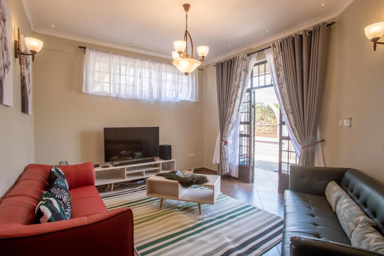 Kinga Homes Boutique Hotel Моши Екстериор снимка