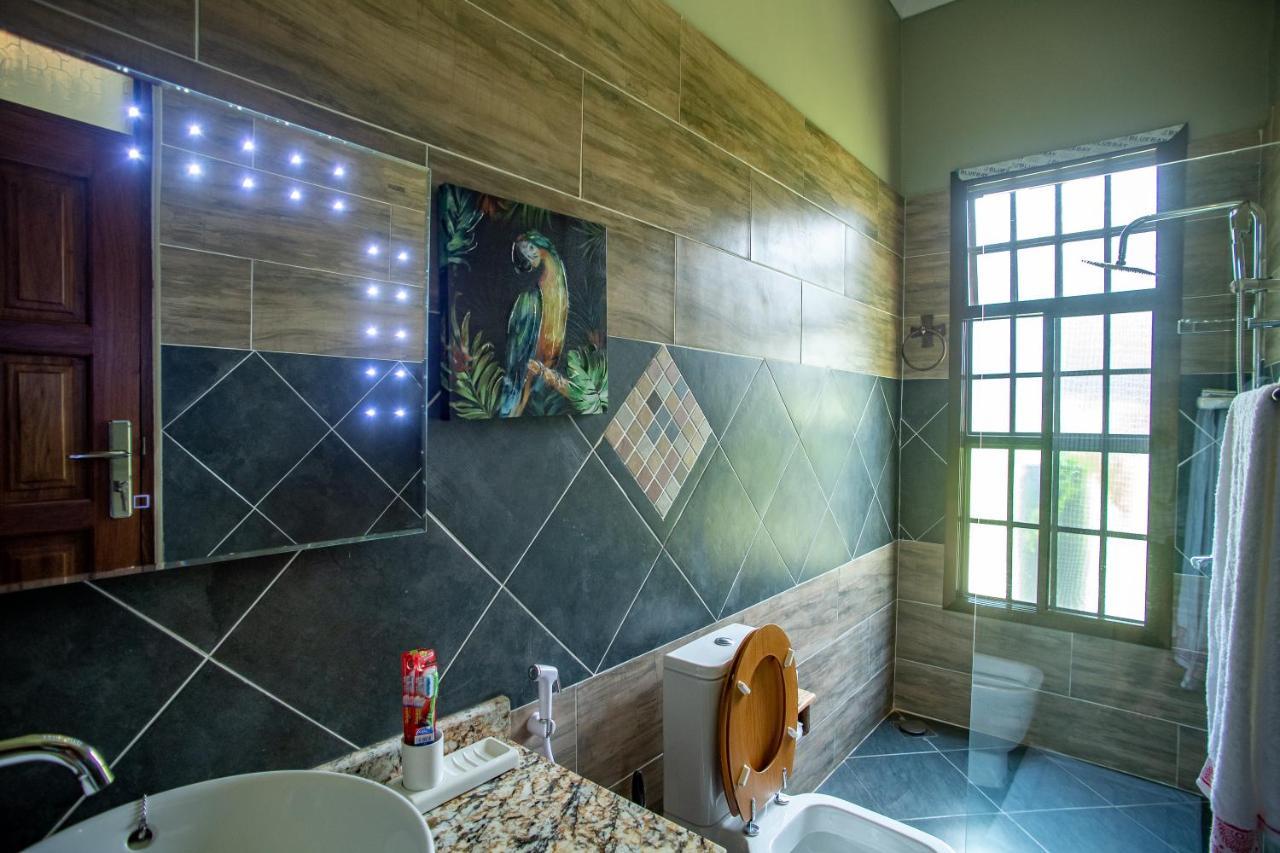 Kinga Homes Boutique Hotel Моши Екстериор снимка